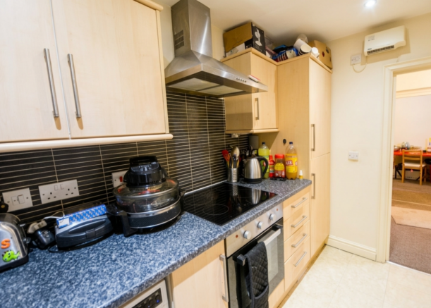 The Oaks, Bury Old Road, Salford M7 4QW photo 5