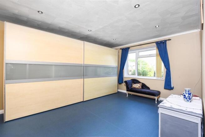 Master Bedroom.jpg