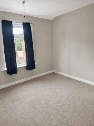 3 bed End of Terrace to rent Image 9