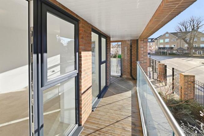 05-3793_DSC2803 (1)-medium.JPG