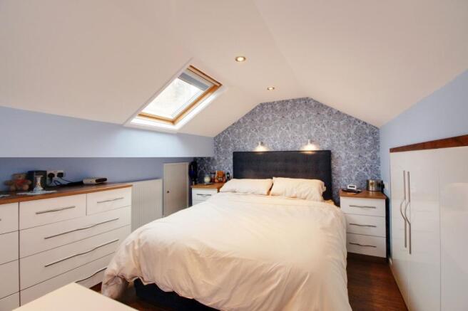 Bedroom 1 (Double)
