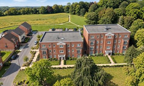 Redland Way, Bricket Wood, AL2