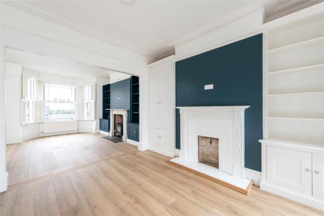 Sitting/Family Room