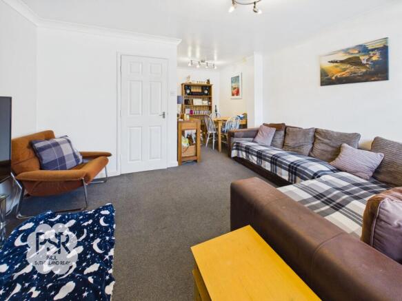 Lounge / Dining Room