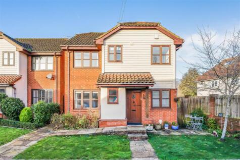 Bird Court, Colliers End, Ware