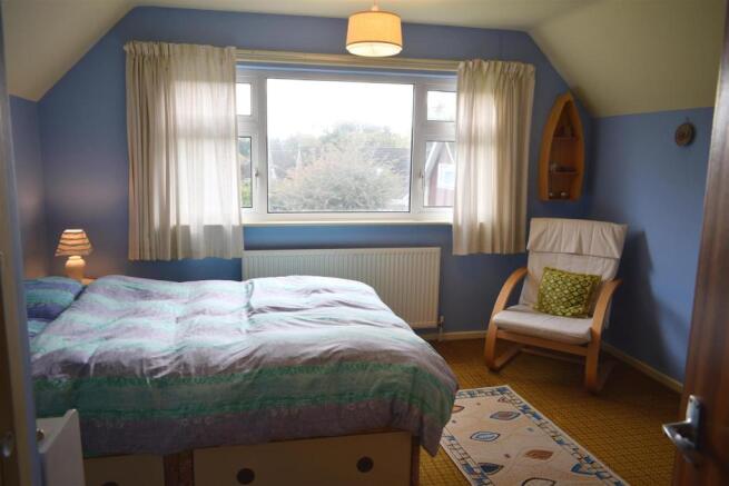 Bed 1.JPG