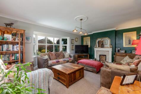 Modern Village Home - Ingleton, Darlington