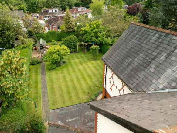 Photo 32