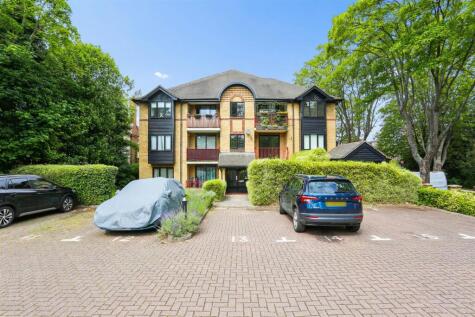 The Downsway, South Sutton