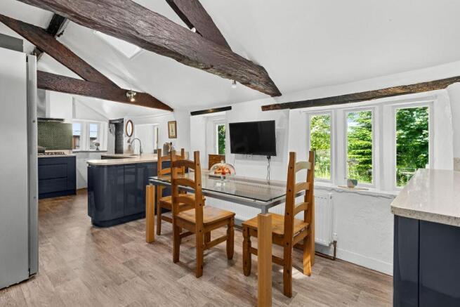 5 bed Character Property for sale Image 9