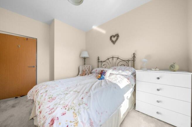 2 bed Flat for sale Image 10