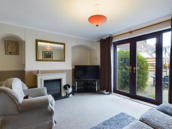 Lounge - EweMove Sales and Lettings