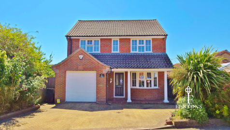 Waltham Way, Frinton-on-Sea