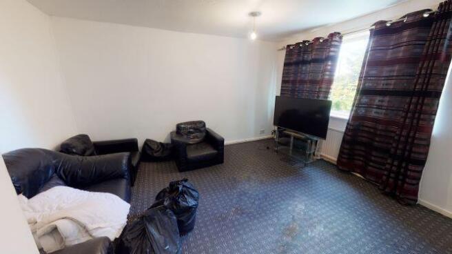 4 bed Terraced to rent Image 6