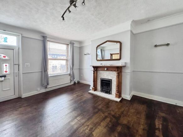 2 bed Terraced for sale Image 6