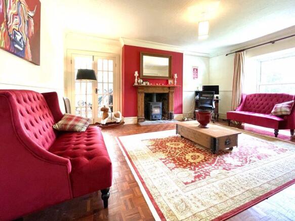 Dining Room / ...