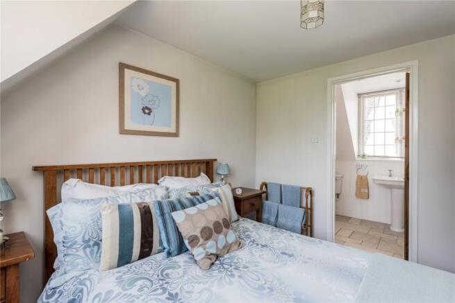 En-Suite Bedroom