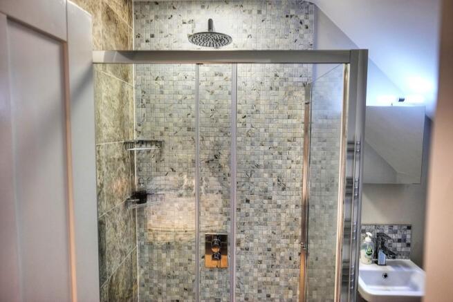 Master En-suite