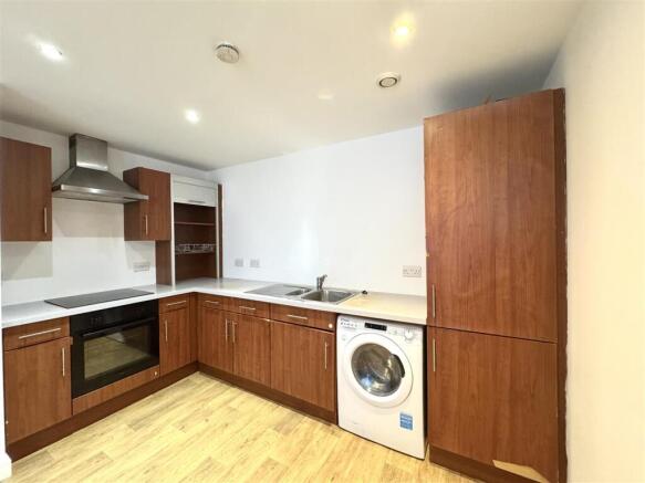 1 argyle - Kitchen.jpeg