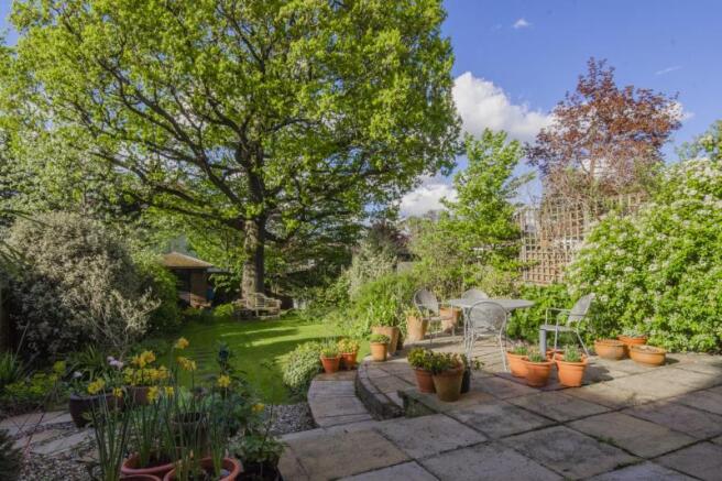 Garden a X