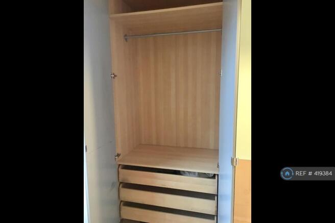 2nd Double Bedroom-Large Wardrobe