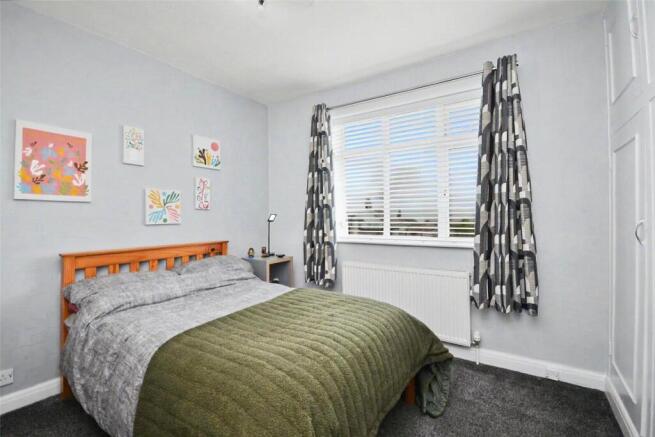 3 bed Semi-Detached for sale Image 6