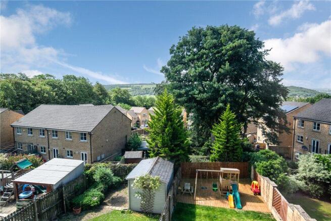 3 bed Semi-Detached for sale Image 4