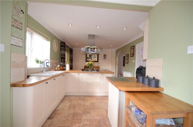 Kitchen 01