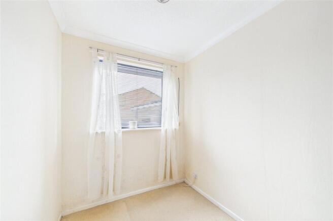 2 bed Flat for sale Image 11