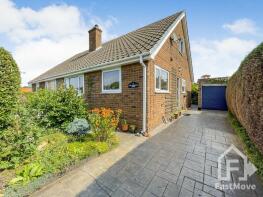 2, Fox Royd View, Mirfield WF14 9SQ