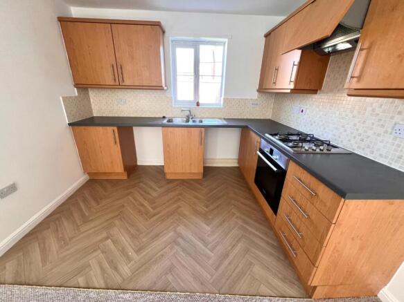 Bowling Green Lane, St. Crispin, Northampton NN5 photo 4