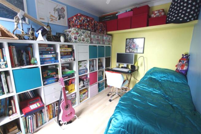Photo 12
