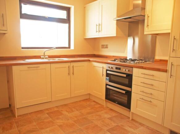 202 Shaw Lane - Kitchen.jpg
