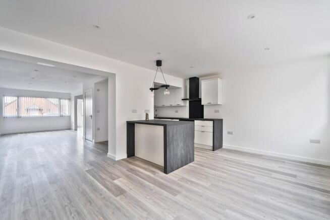 1416753-8-69988b0...