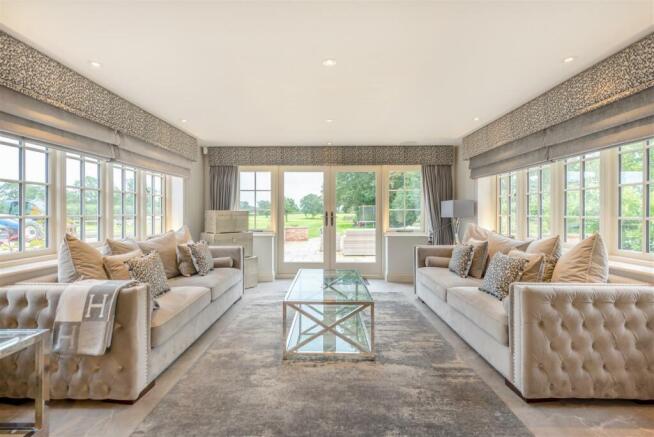 8571523-interior35.jpg