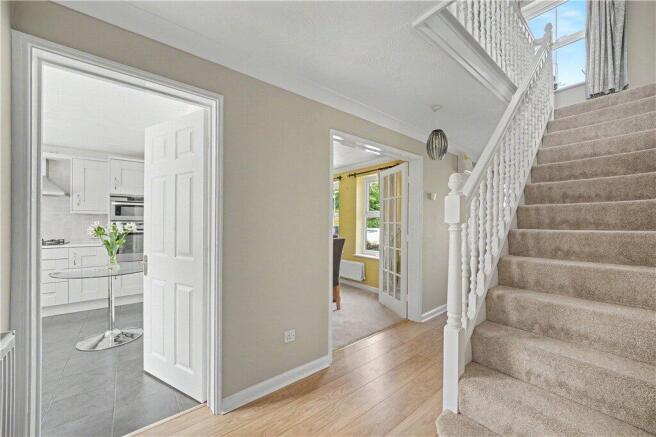 4 bed Detached for sale Image 7