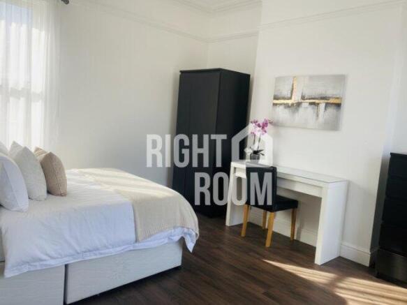 room-1-60-richmond-wood-road-bh8-9dj-1041594
