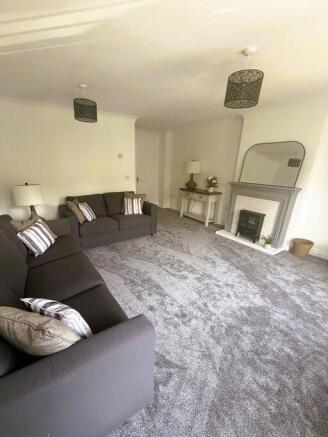 3 bed Terraced to rent Image 12