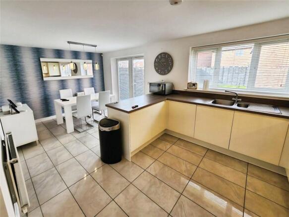 Kitchen/Dining Room