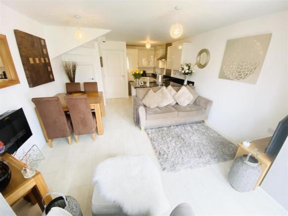 Kitchen / Diner / Family Room