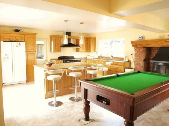 Further Kitchen...