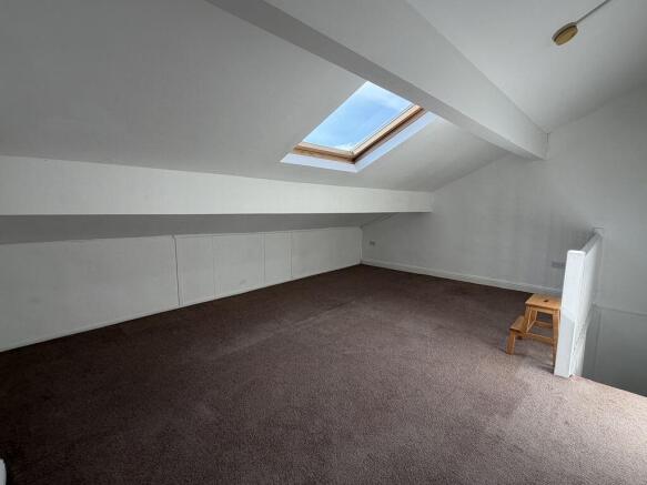 2 bed Terraced for sale Image 6