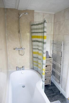 Bathroom 1 (Copy)