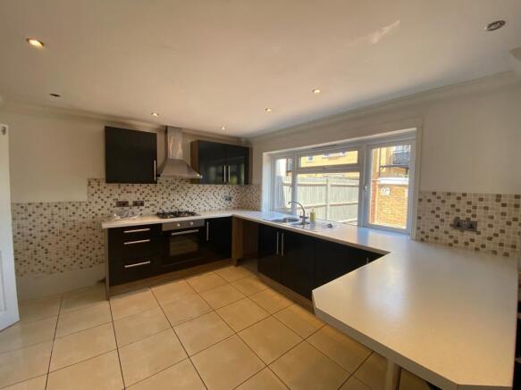 Kitchen 73 Bredgar.jpg
