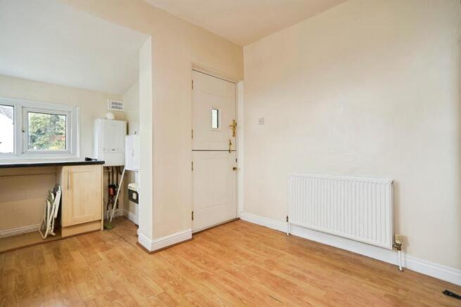 2 bed Semi-Detached for sale Image 11