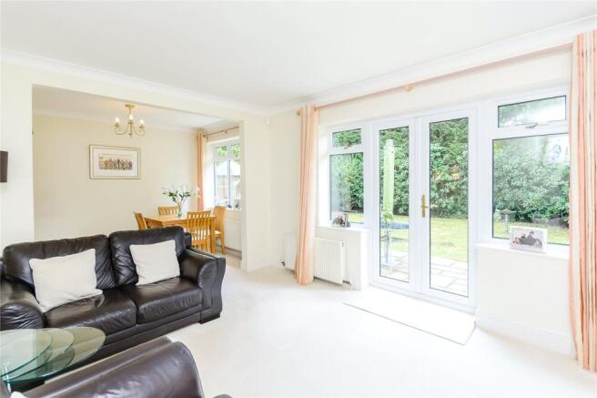 Sitting/Dining Room