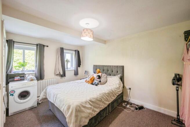 1 bed Apartment for sale Image 8