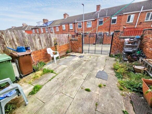 2 bed Terraced for sale Image 6