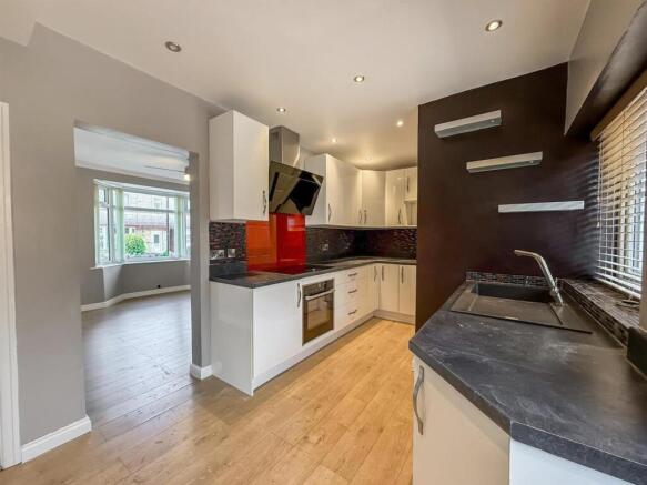 Rockfield Road, Buxton photo 4
