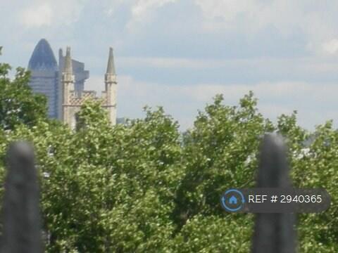 Stunning City Views From Roof Terrace